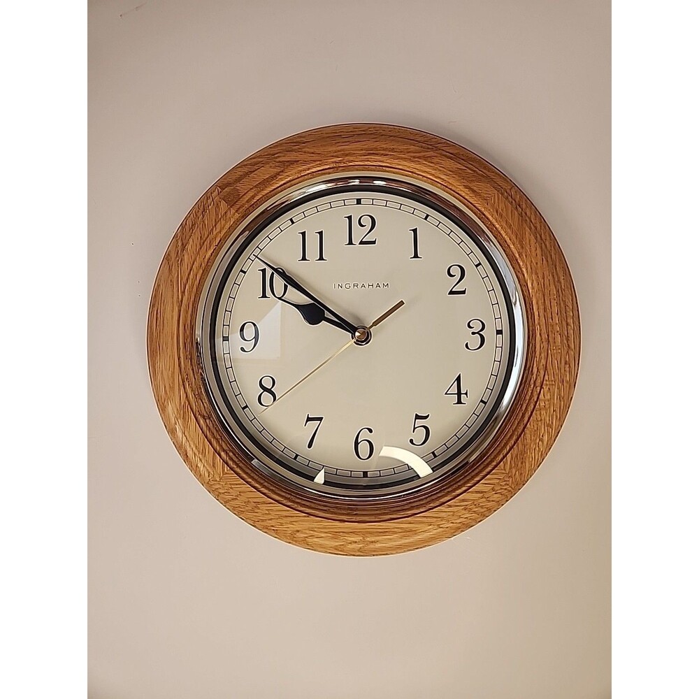 Ingraham Quartz Wall Clock Solid Oak Wood Frame 11" Has Nostalgic Tick